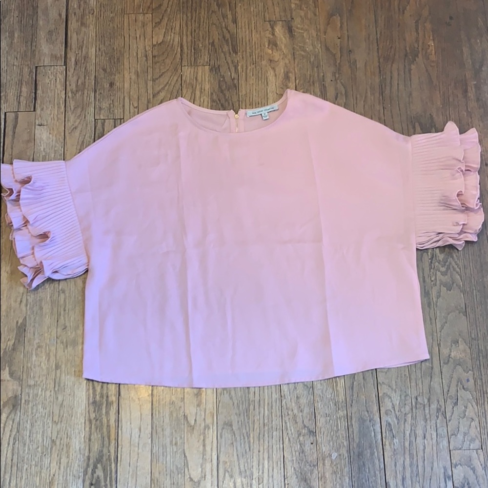 Pink ruffle sleeve top
